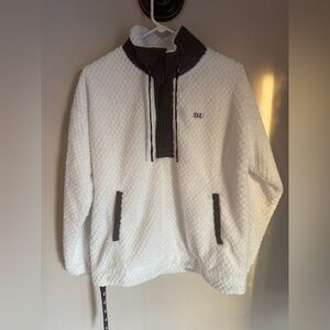 Level Wear White and Black Fleece Pullover with Audi embroidered logo  medium